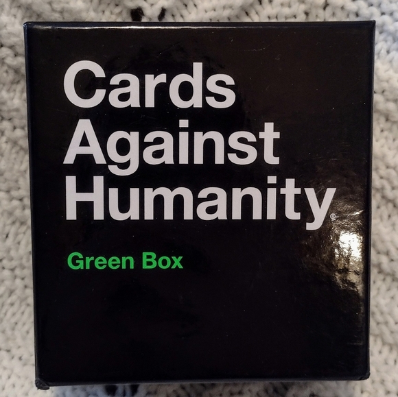 Cards Against Humanity Green Box - Picture 1 of 3